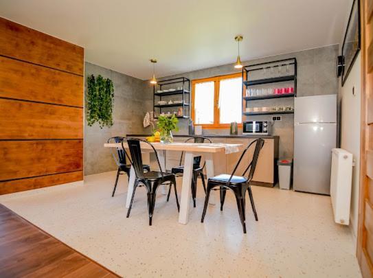 Atlas Chmur Apartament Білий Дунаєць Екстер'єр фото